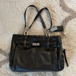 Black Coach Leather bag. Barely used! Like New!